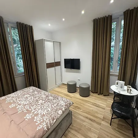 Casa de hóspedes 21 At Blloku Area