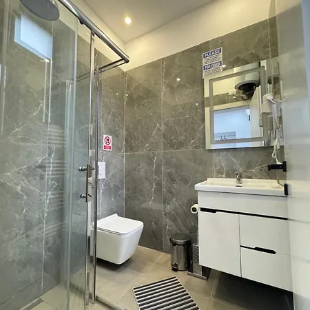 21 At Blloku Area 3*