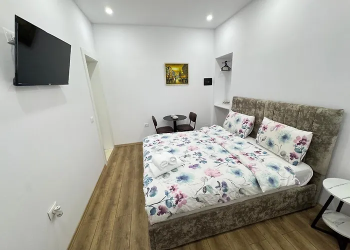 게스트하우스 21 At Blloku Area 3*