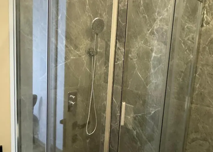 21 At Blloku Area Pensionat 3*